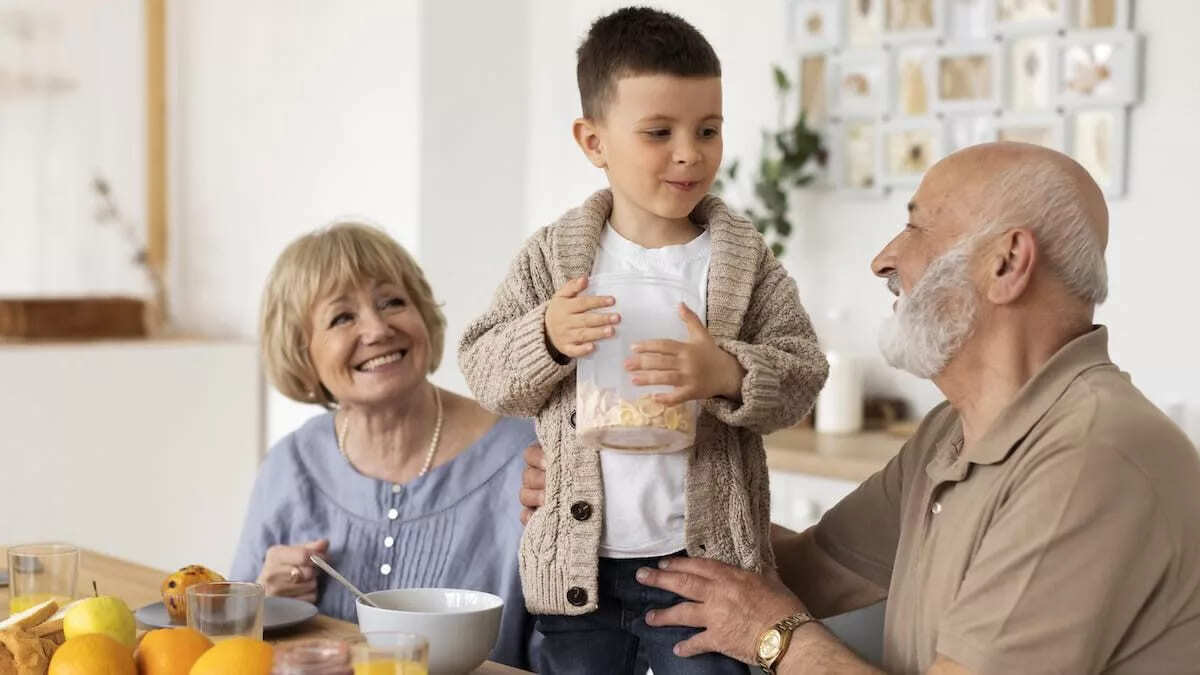 Comment créer un lien profond et complice avec vos petits-enfants : 8 comportements à abandonner